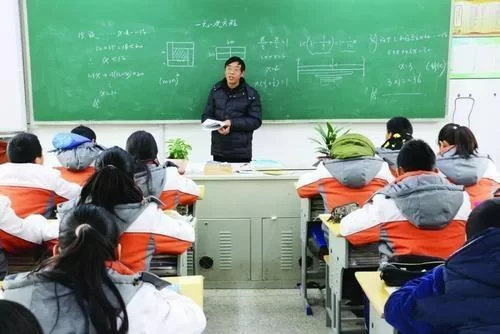 中学老师兼职中职教学可行吗?普职分流下的教学地位如何保障?
