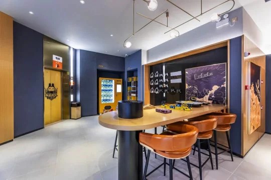 上班族副业投资酒店,怎么赚钱还不影响工作呢?