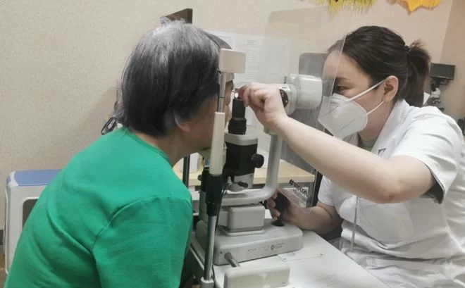 眼珠子疼胀红凸起是什么原因,怎么治?