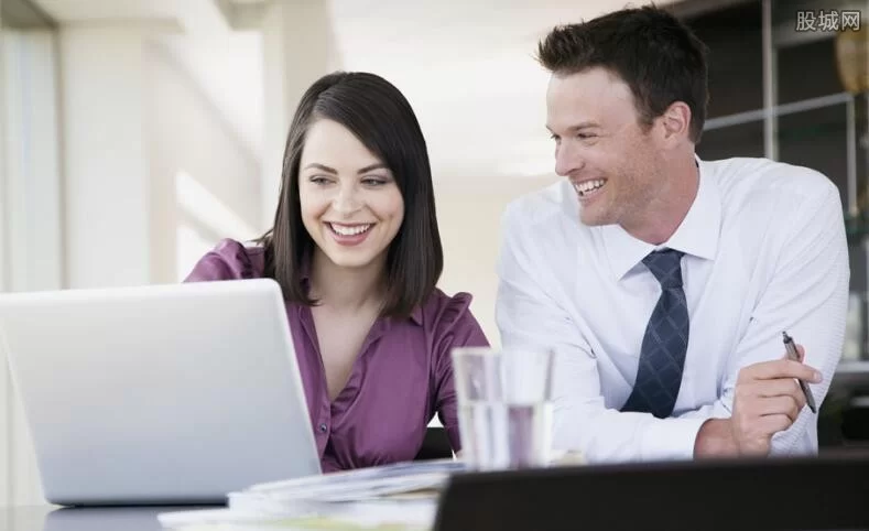 上班族中年女性适合做什么副业好呢，没特长也能轻松挣钱？