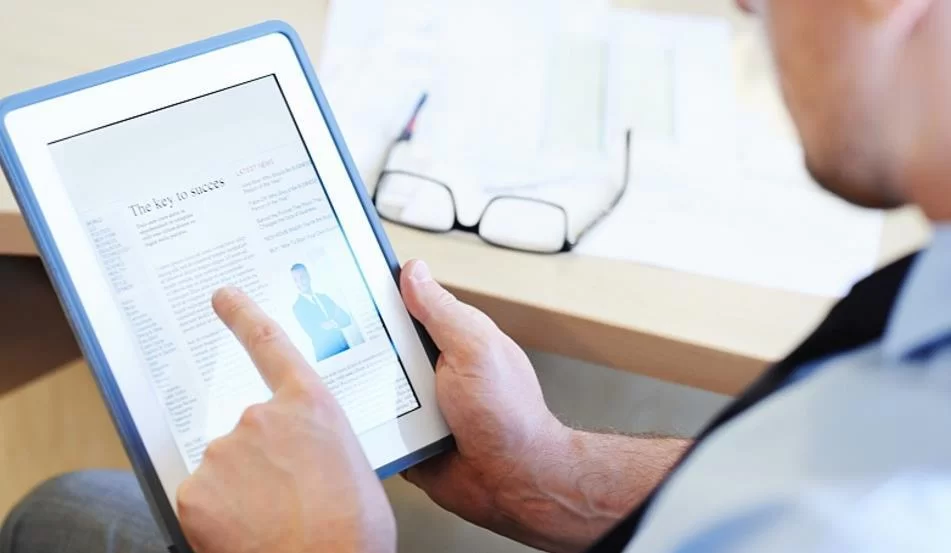 上班族两个月副业有哪些，做起来到底靠谱能月入过万吗？