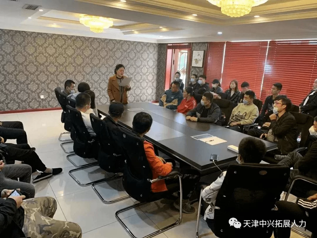 东莞长白班兼职靠谱吗?轻松点,临时工一天一结,附近普工坐班!