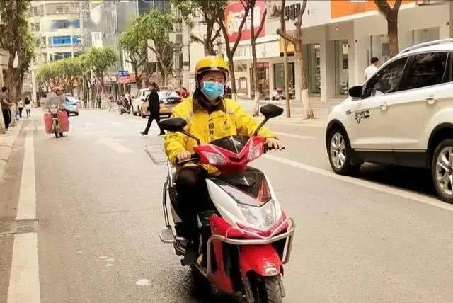 东莞石龙下班兼职跑外卖、跑腿,哪个更适合赚点零花钱?