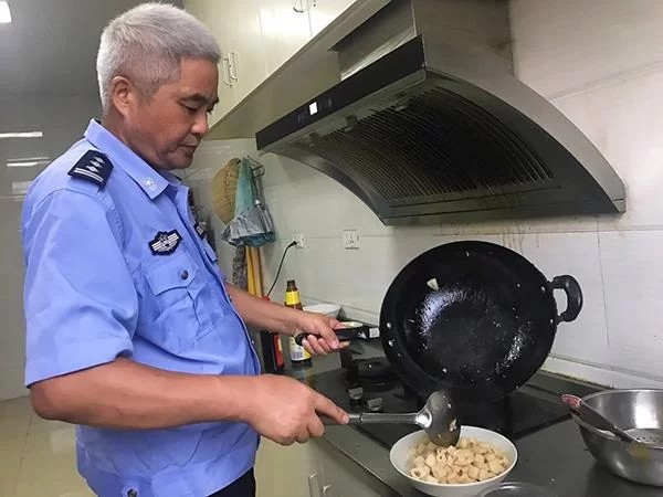 东莞厨师小时工兼职群在哪找?肯德基小时工兼职多少钱?