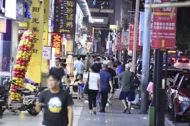 东莞厚街晚上兼职跑外卖4小时能赚多少,适合晚上工作2-3小时?