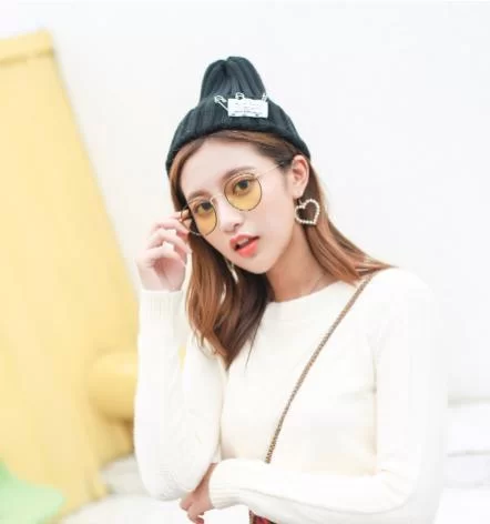 上班很闲,没特长,女生上班族用电脑能做什么副业赚钱?