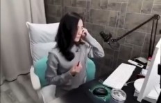 刷礼物背后，粉丝与主播间的讽刺与调侃，如何看待这种互动？