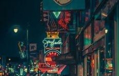 亮化工程真的能带来丰厚收益吗？