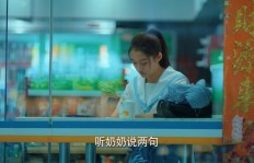 买水果阿姨真的有副业吗？她的背后隐藏着怎样的故事？