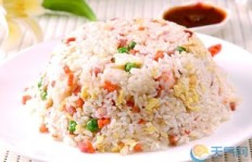 一份炒饭七元，这样的价格能盈利吗？