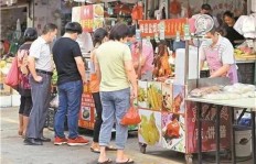卤味摊位经营，真的能赚钱吗？摆摊盈利真相探讨