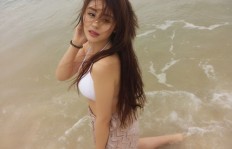 张琪格挣钱