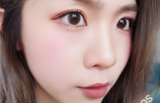 微商美瞳真的那么神奇？它们如何承诺带来迷人双眼？