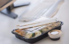 在上海做外卖餐具生意，真的能赚到钱吗？