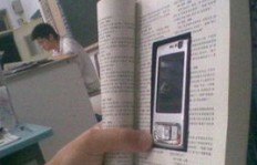 学校如何通过创意搞笑视频实现盈利？