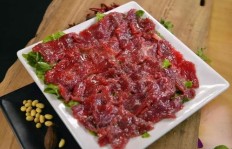 农村大集上卖牛肉真的能赚钱吗？背后的利润真相是什么？