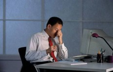 QQ为何突然出现朋友往日动态？是何原因引发这一现象？