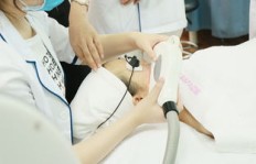 女生选择美容师职业前景如何？做美容师真的适合吗？