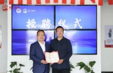 在上海，副业做美甲真的能赚钱吗？如何入门和提升？