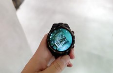 智能手表不仅能刷抖音还能用QQ？你的手表有这么炫酷吗？