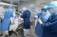 医生群体适合尝试哪些副业来增加收入？
