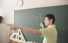 凌熙阁老师除了教学还有什么副业？