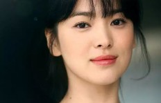 宋慧乔是如何在演艺圈中赚取高收入的？
