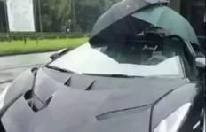 在洛杉矶驾驶跑车谋生，真的能赚大钱吗？