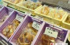 如何通过摆摊售卖小面包实现盈利？