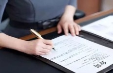 你是否也在不断探索赚钱的英文方法？