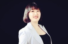 张婷是如何成为副业创业教练的？她的成功秘诀是什么？