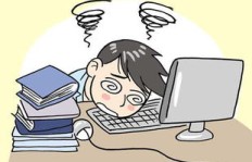 兼职归来为何感觉疲惫不堪，睡眠质量受何影响？