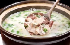 卖羊肉砂锅真的能盈利吗？知乎上的经验分享靠谱吗？