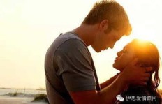 男人究竟有何特殊爱好，竟能如此轻松赚钱？