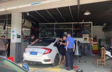 开设两家洗车店面能否实现盈利？