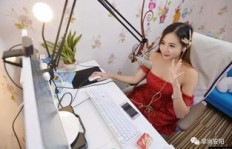 大学生兼职颜值担当，帅哥美女同框吸睛，背后有何故事？
