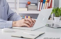 如何兼顾护士本职与保洁副业，做到两者皆优？