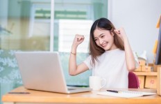 纪卜心副业究竟是什么？她如何成功拓展事业版图？