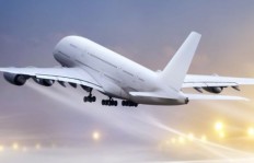 飞机副业如何开启？探索航空领域的多元创收途径