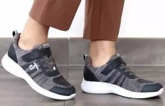 选择代理哪个鞋子品牌更优？代理鞋子需关注哪些关键问题？