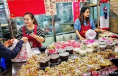摆地摊卖红薯面条，真的能赚钱吗？利润如何？