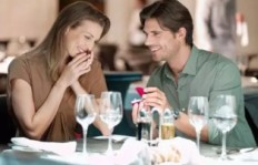 好男人真的会努力赚钱只为让老婆幸福吗？探讨夫妻间的经济观念