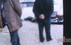 街头偶遇昔日同事，竟发现隐藏的纱窗定制佳地？