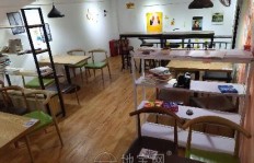 大学校园内开设甜品店，盈利前景如何？