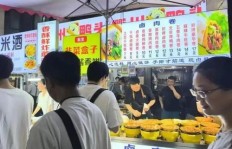 在广西摆摊，卖哪些商品最能快速盈利？