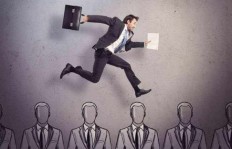 现代人为何如此急切追求快速赚钱的方法？