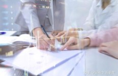 如何找到无需门槛的网络副业项目，轻松开启兼职赚钱之路？