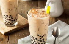 珍珠奶茶的最低价格是多少？一杯美味的奶茶究竟需要花费多少？