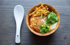 小区门口卖豆腐脑，真的能赚钱吗？利润有多少？
