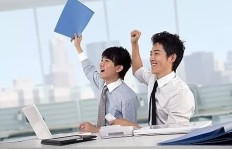 收入不高会让人感到自卑吗？揭开职场心理困境之谜